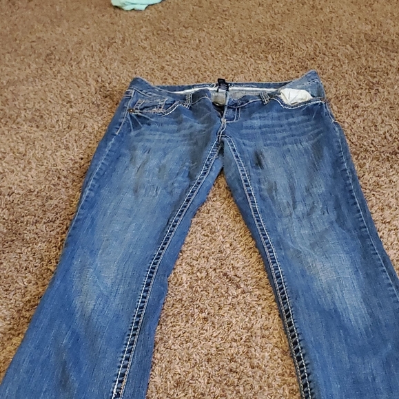 Jeans - Picture 3 of 3